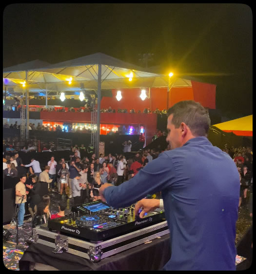 DJ Pisquila Lavras Rodeio Festival DJ Pisquila em Varginha Lavras