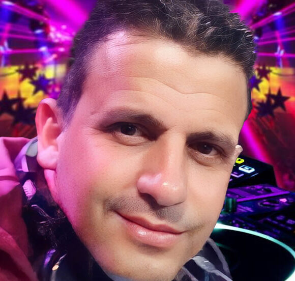 Dj Pisquila Casamento Profissional Especializado na animação. Festas de Casamentos, 15 Anos, Formaturas e Eventos em geral. Lavras e Região